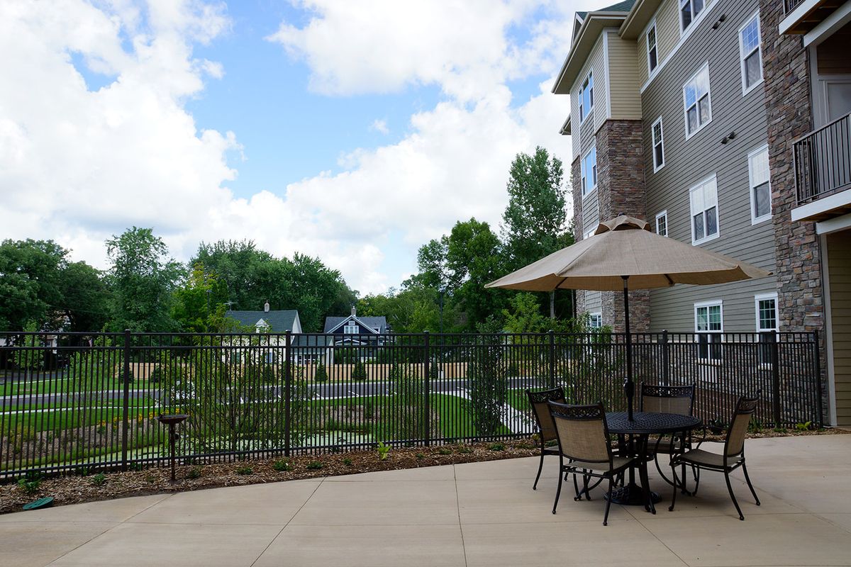 Cherrywood Pointe Forest Lake 2