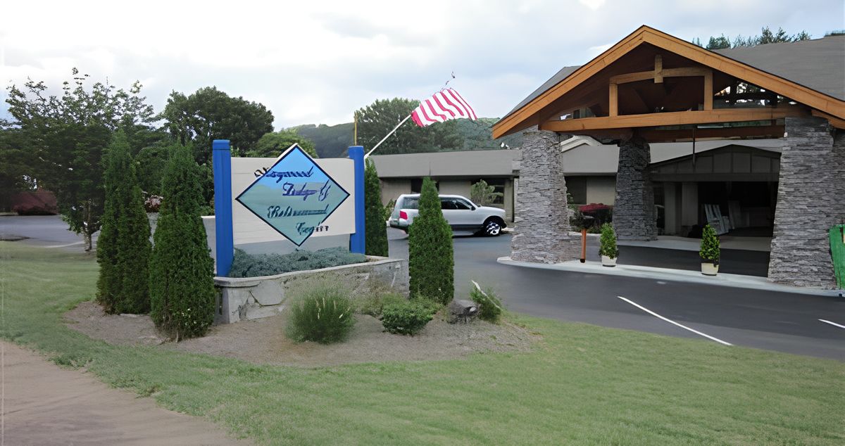 Haywood Lodge And Retirement Center 1