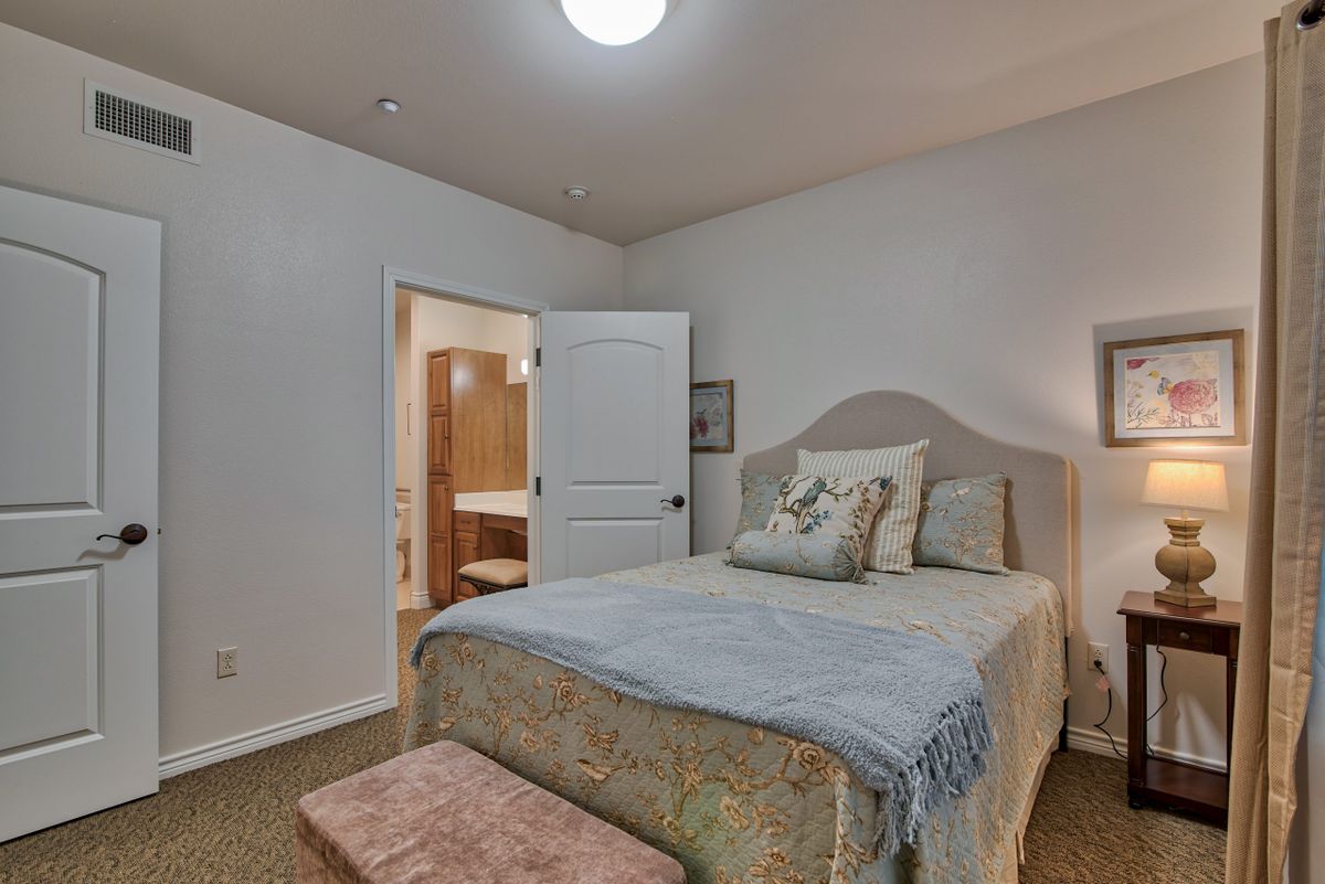 Pelican Bay Assisted Living Memory Care Community 3
