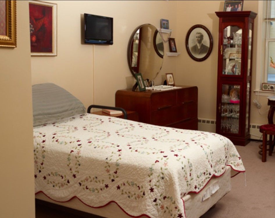 The Converse Home 4
