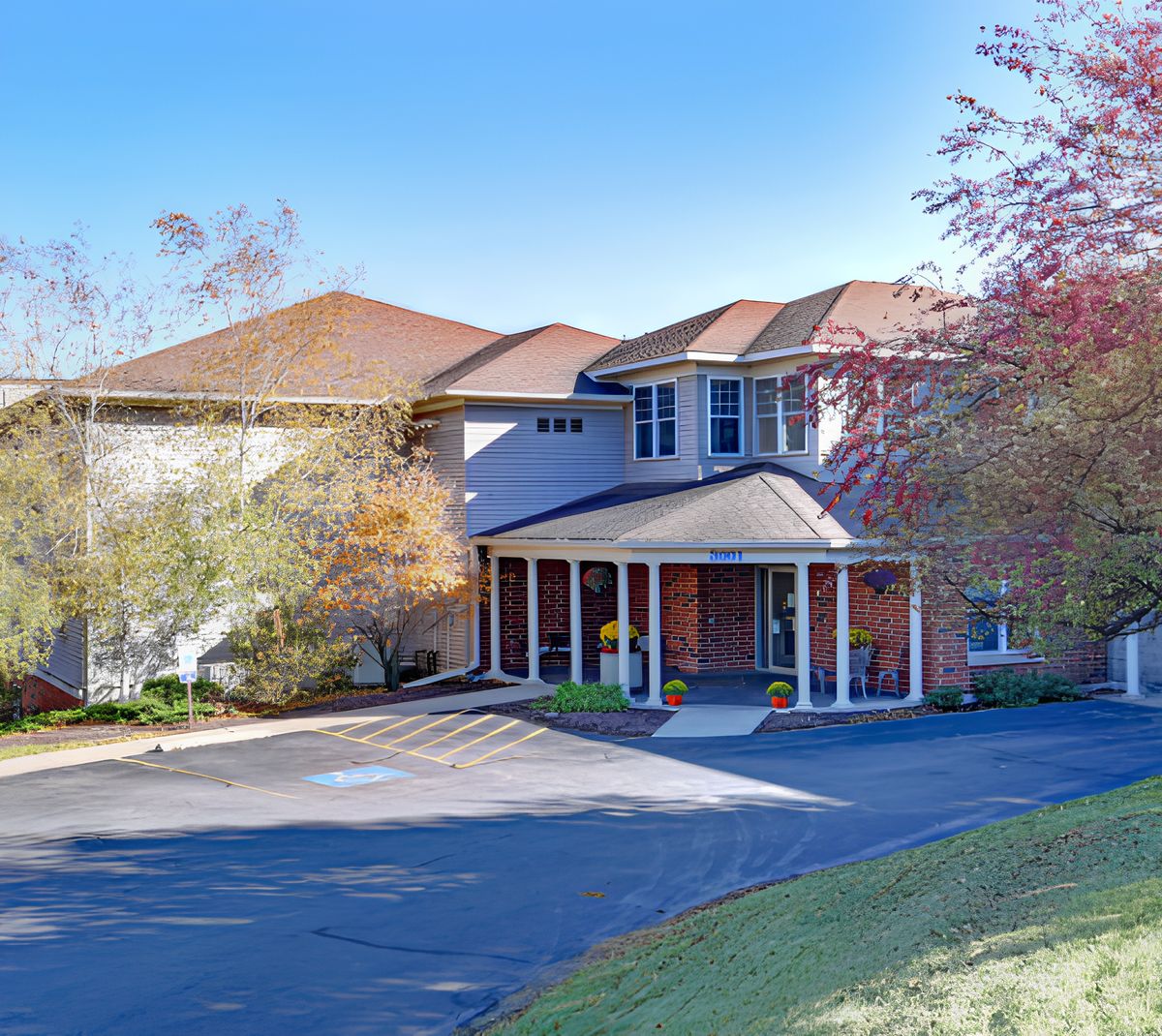 Applegate Terrace 1