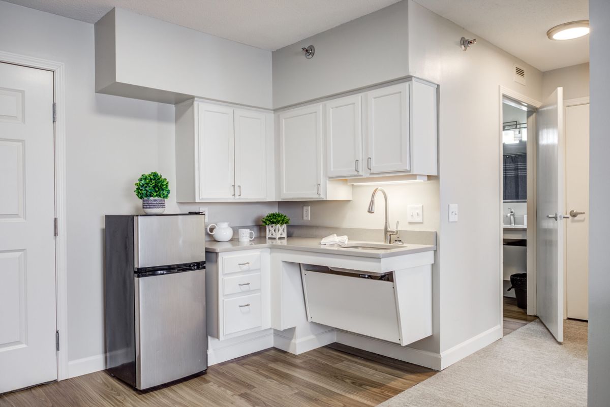 Commonwealth Senior Living at New Baltimore 2