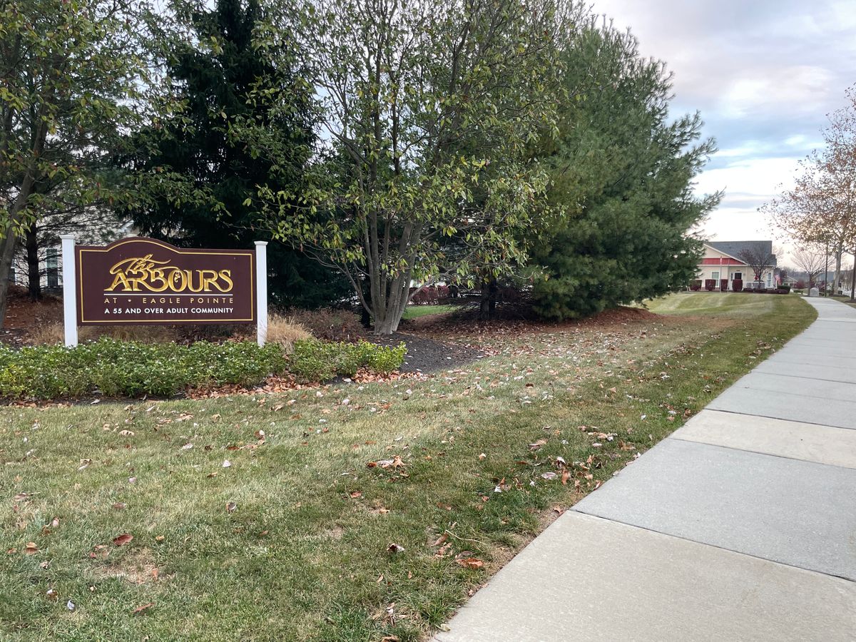 The Arbours at Eagle Pointe 1