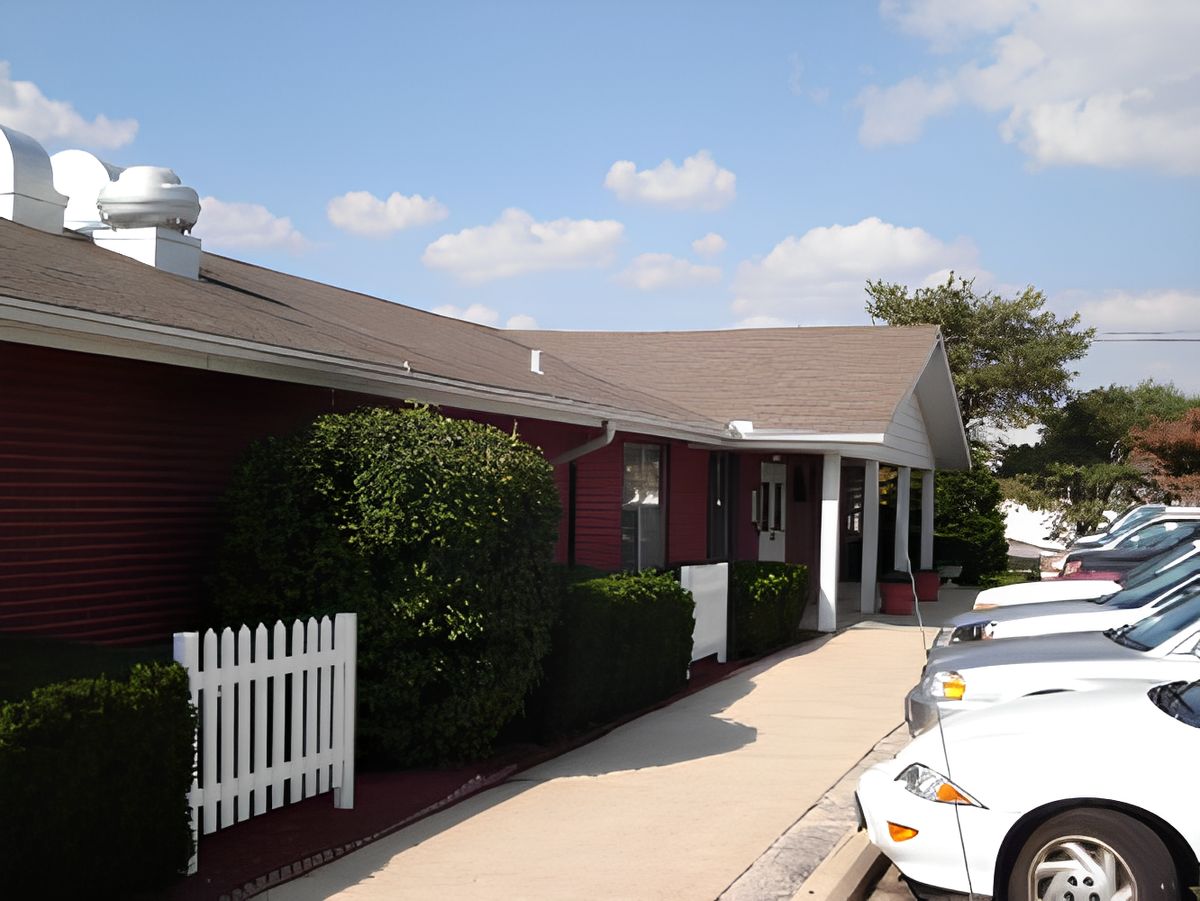 Bloomington Rehabilitation & Health Care Center 2