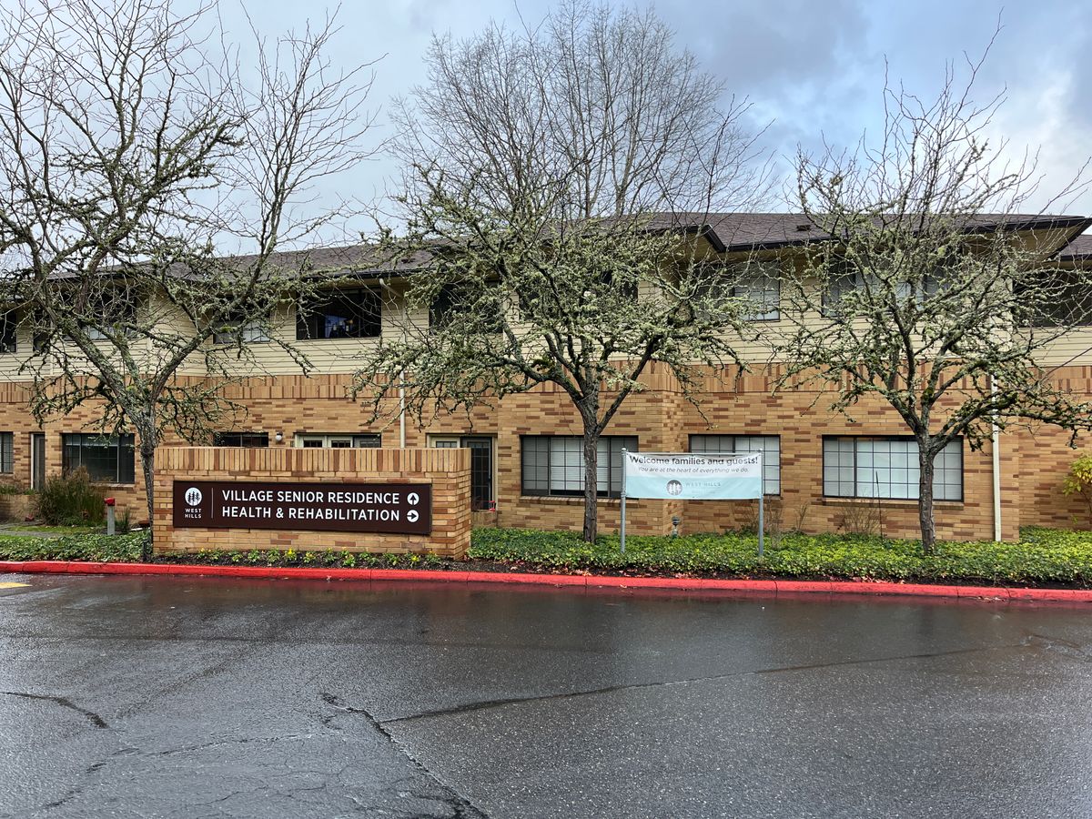 West Hills Village Senior Residence 3