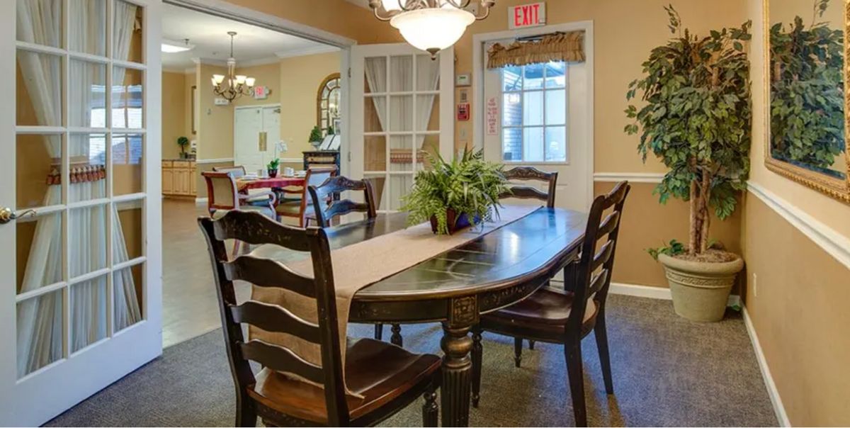 The Arbors At West Ridge Place  3
