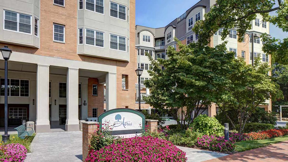 Atria Park Of Great Neck 1