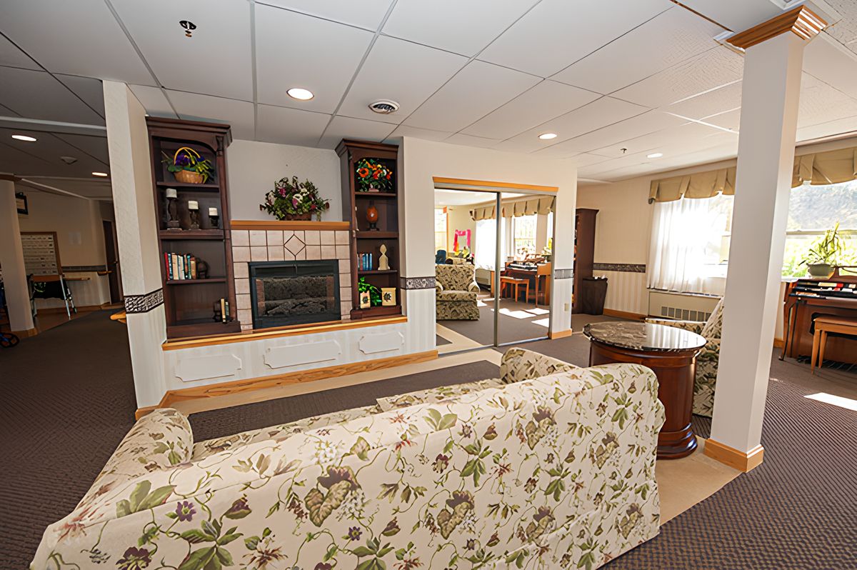 Country Club Retirement Center at Bellaire 2