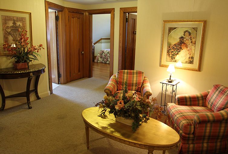 Franciscan Manor 3