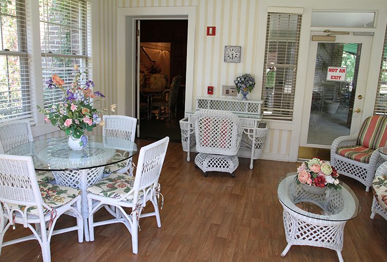 Franciscan Manor 4