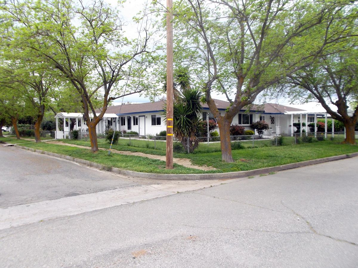 Mrs Love's Guest House 1