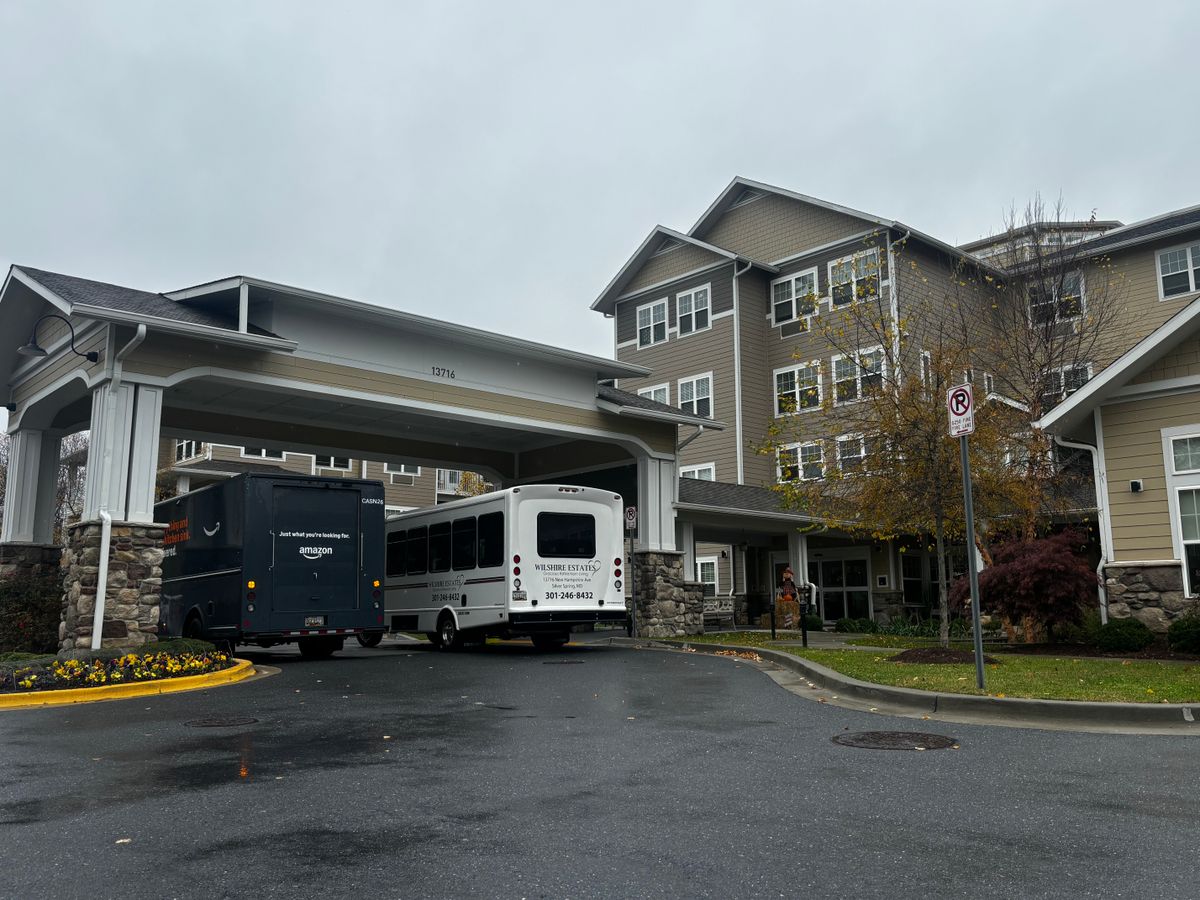 Wilshire Estates Gracious Retirement Living 3