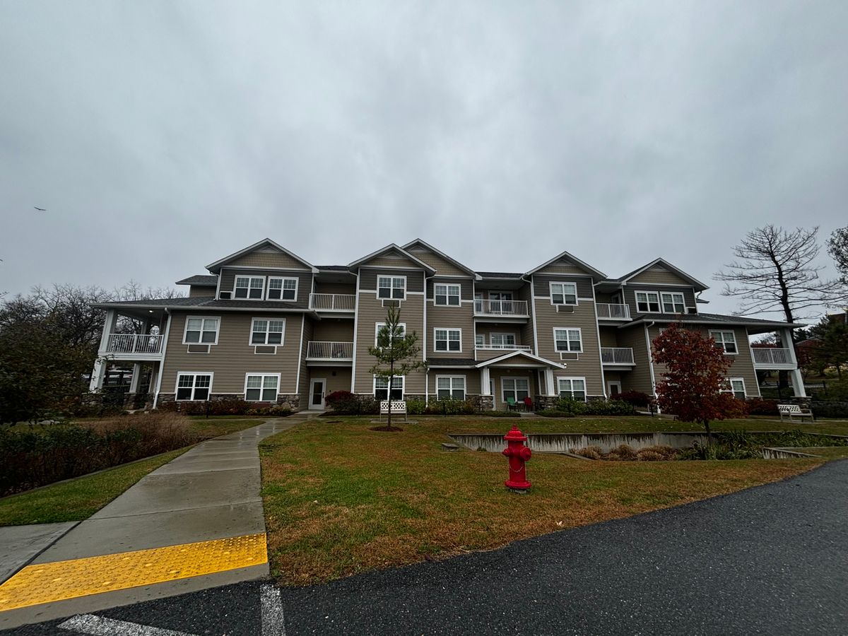 Wilshire Estates Gracious Retirement Living 4