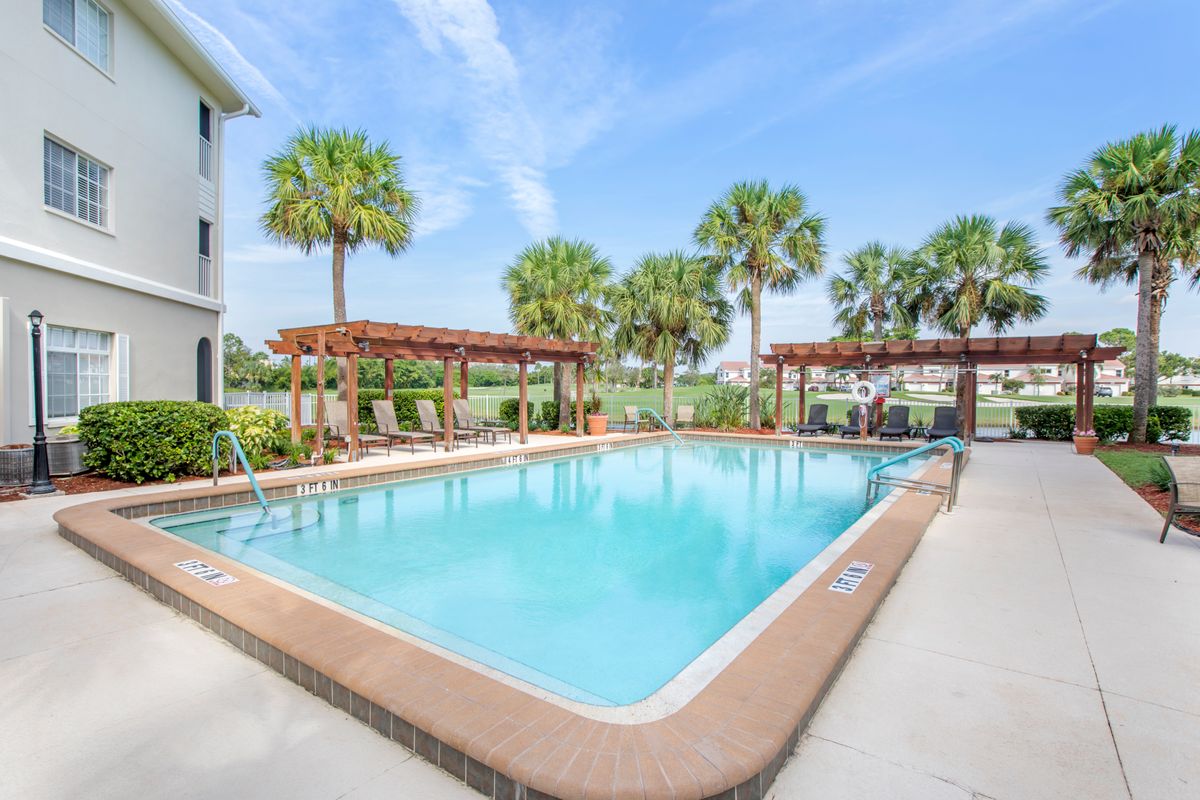 Brookdale Fort Myers Cypress Lake 3