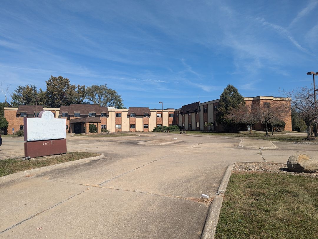 Broadway Care Center of Maple Heights 4