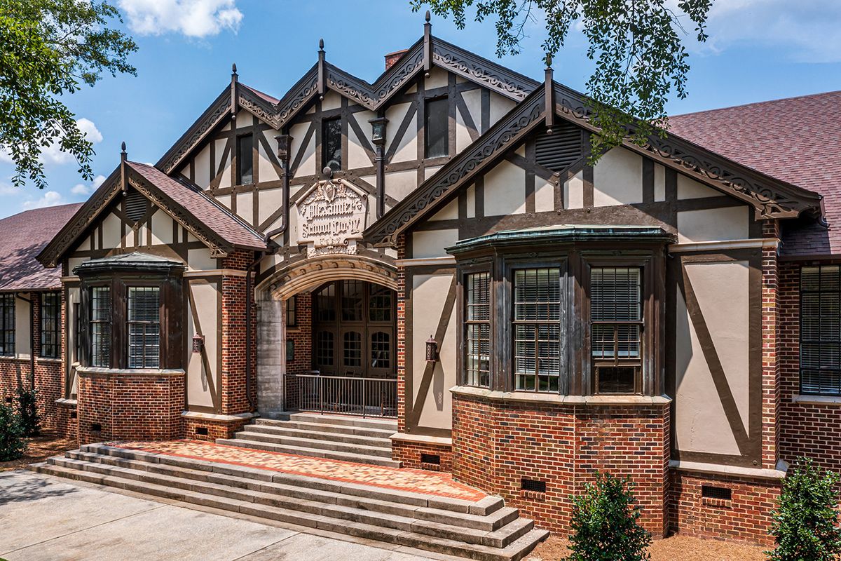 Alexander IV Senior Living 1