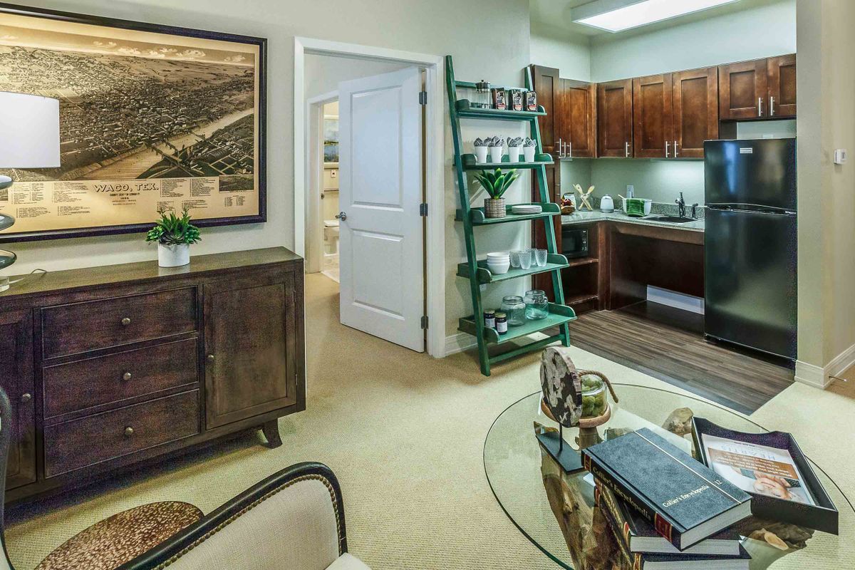 Lynridge Of Waco 4