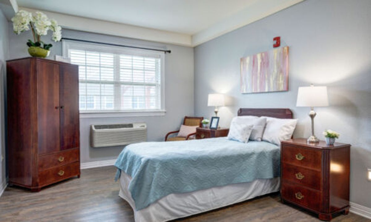 The Auberge At Naperville 2