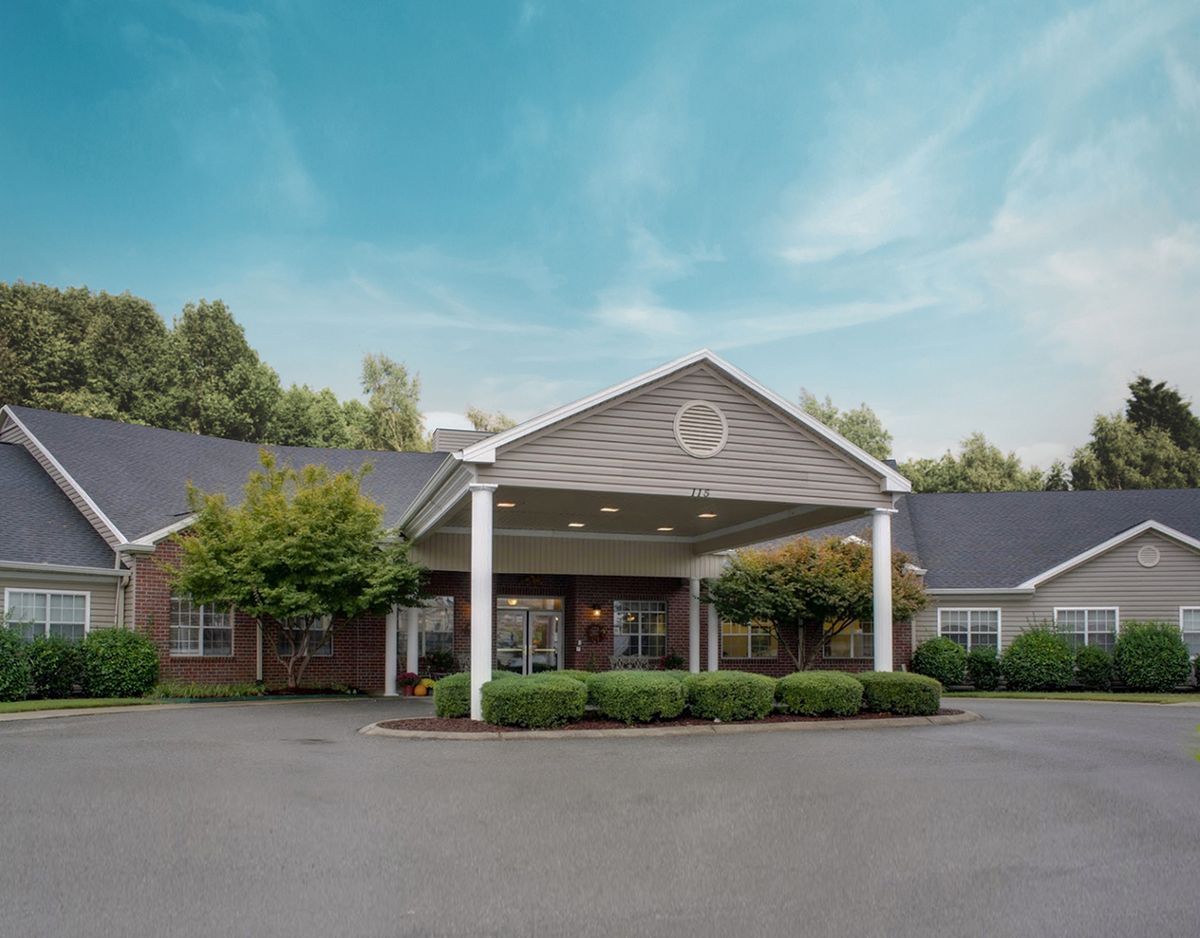Lincoln Manor 2