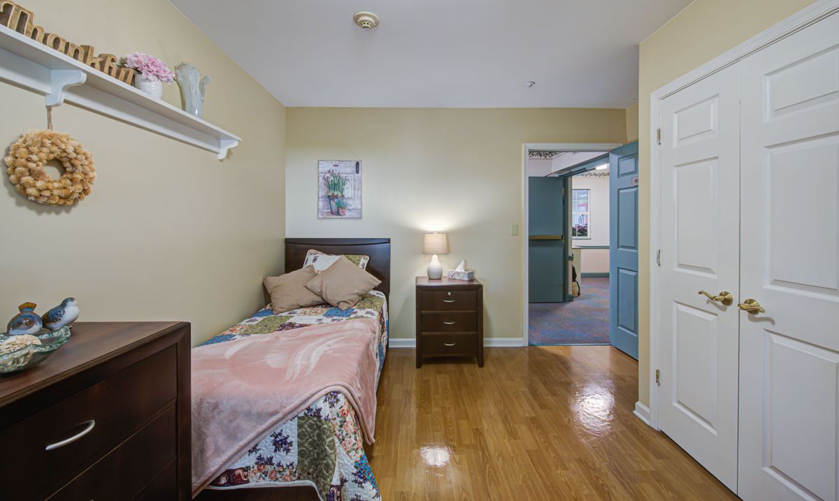 Arden Courts Of Palm Harbor 4