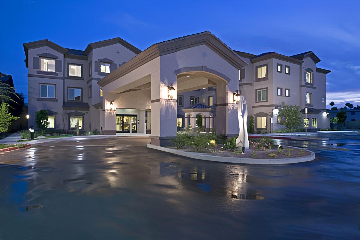 Ridge at the Stratford 1
