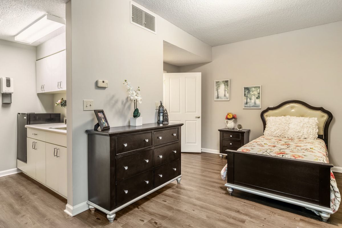 Arbor Terrace Of East Cobb 2