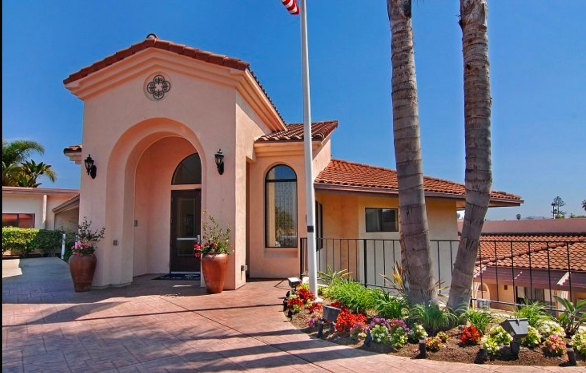 Rancho Vista Senior Living  4