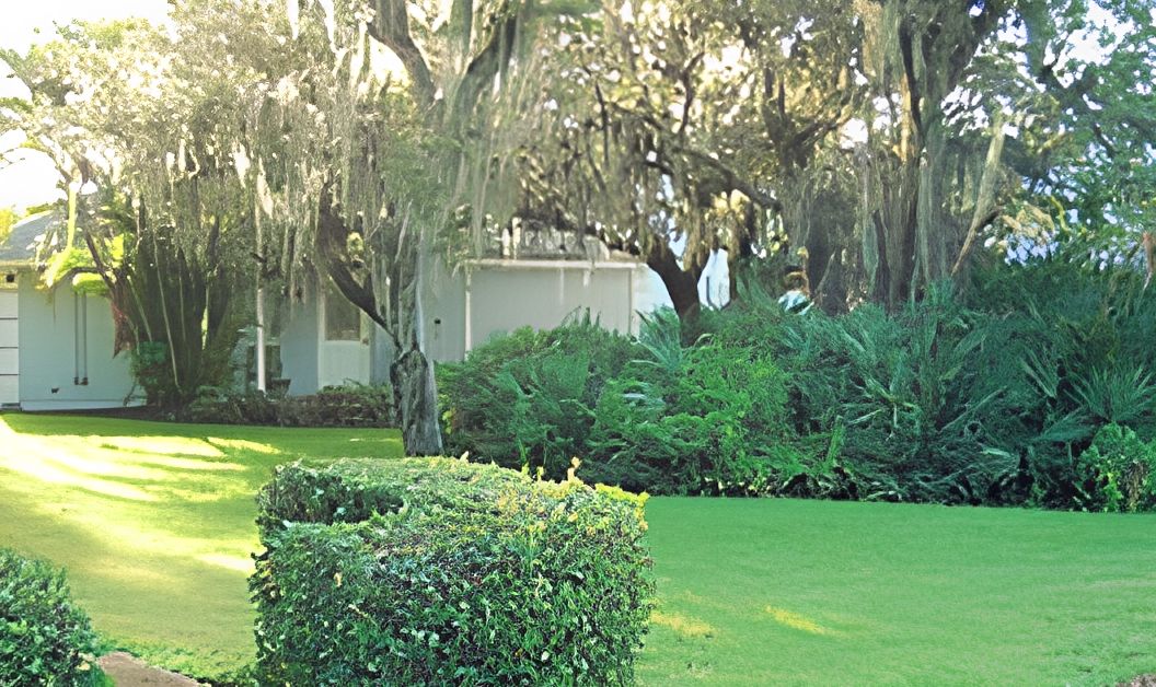 Dixie Oak Manor 3