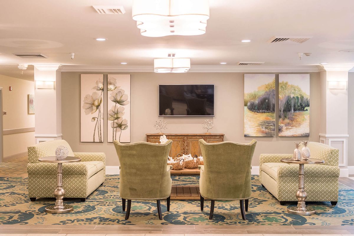 Royal Oaks Assisted Living Center 3