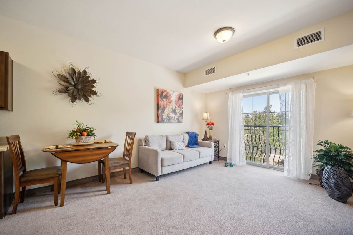 Avista Senior Living White Cliffs 4