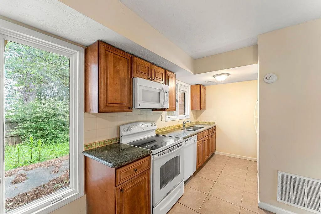 Divine Haven Homes 3