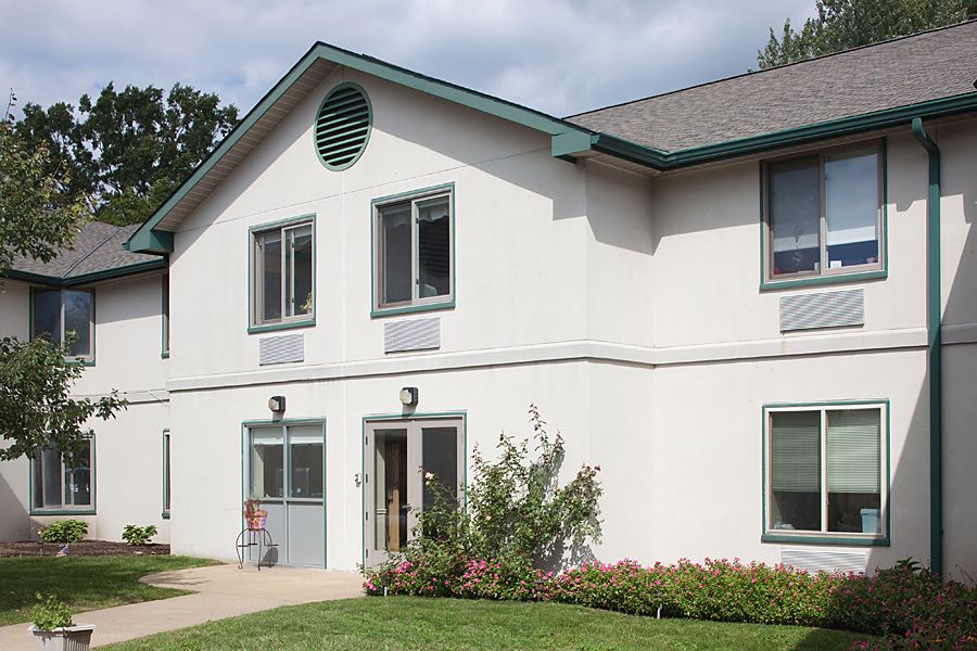 Naamans Creek Country Manor 1