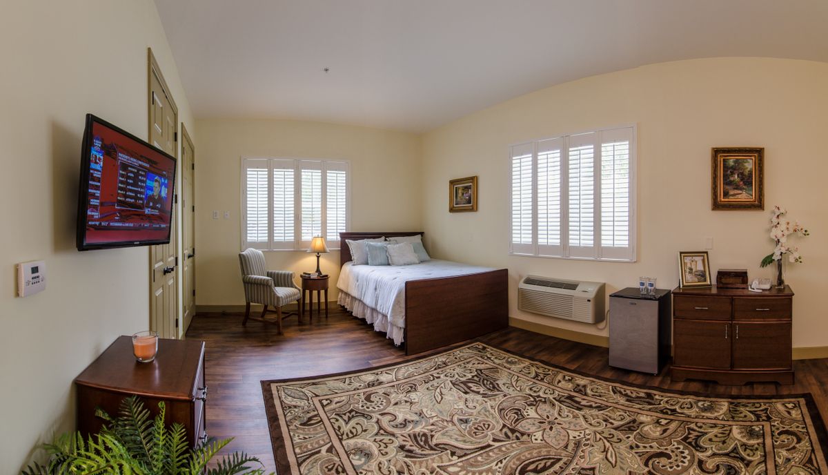 Angels Senior Living at South Tampa 3