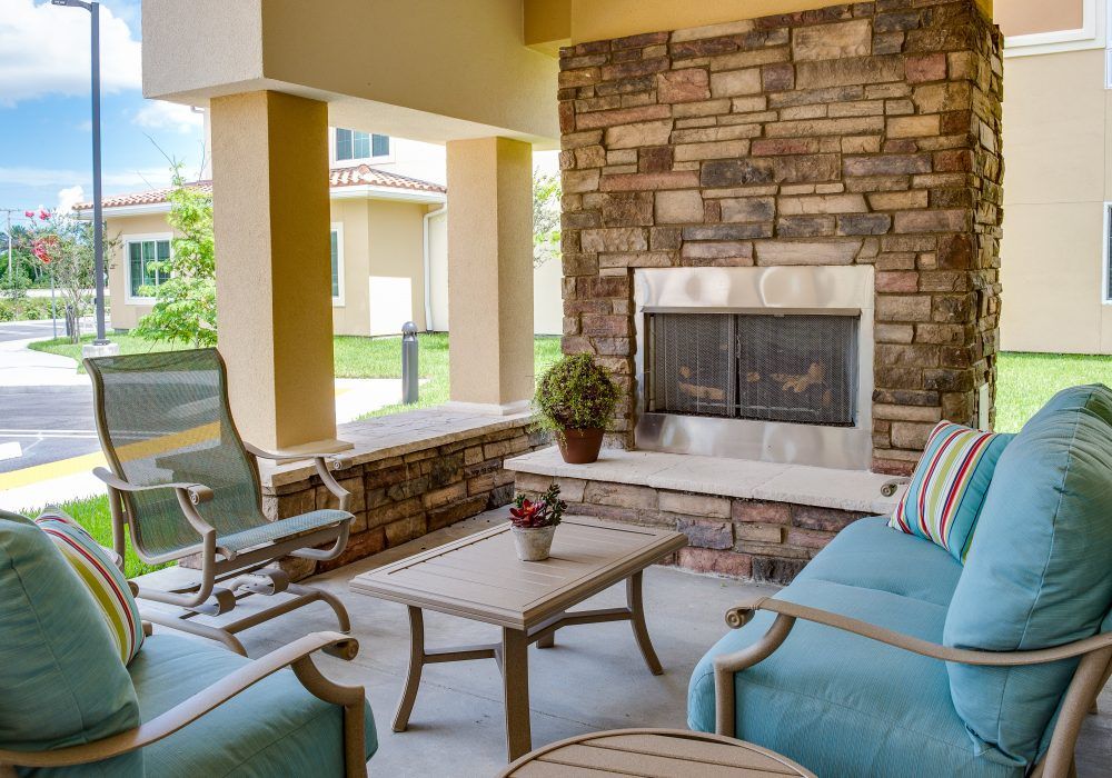 Elegance at Lake Worth 2