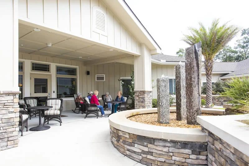 Azalea Gardens Memory Care & Transitional Assisted Living 2