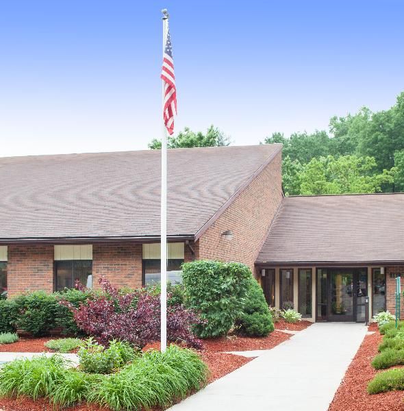 Salem Center 1