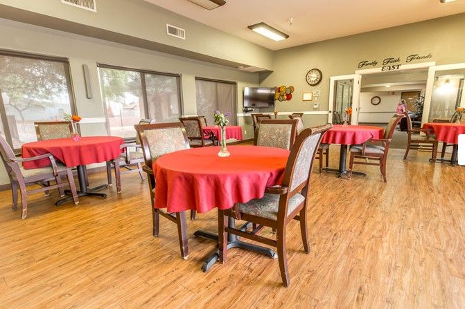 Encanto Palms Assisted Living 3