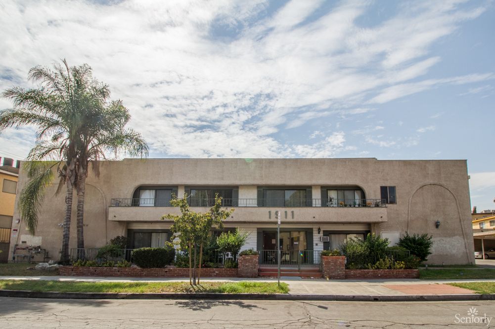 Savant of Burbank West 1
