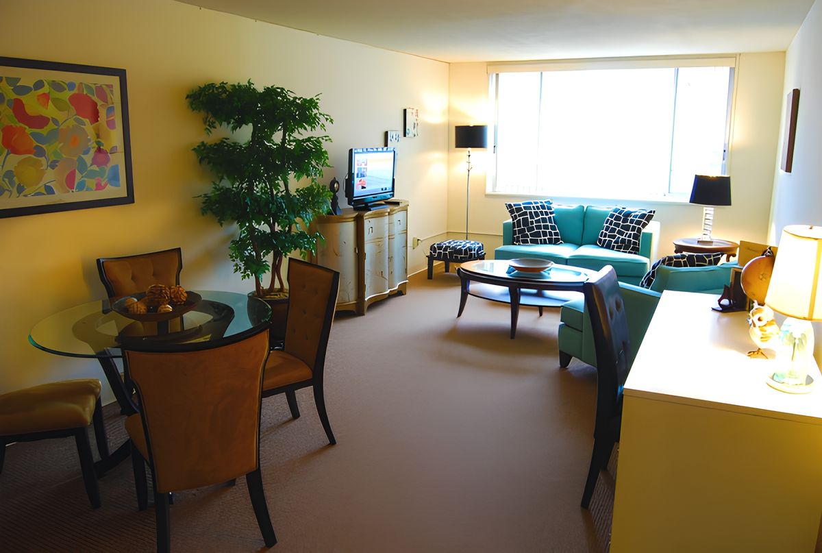 Flushing House 4