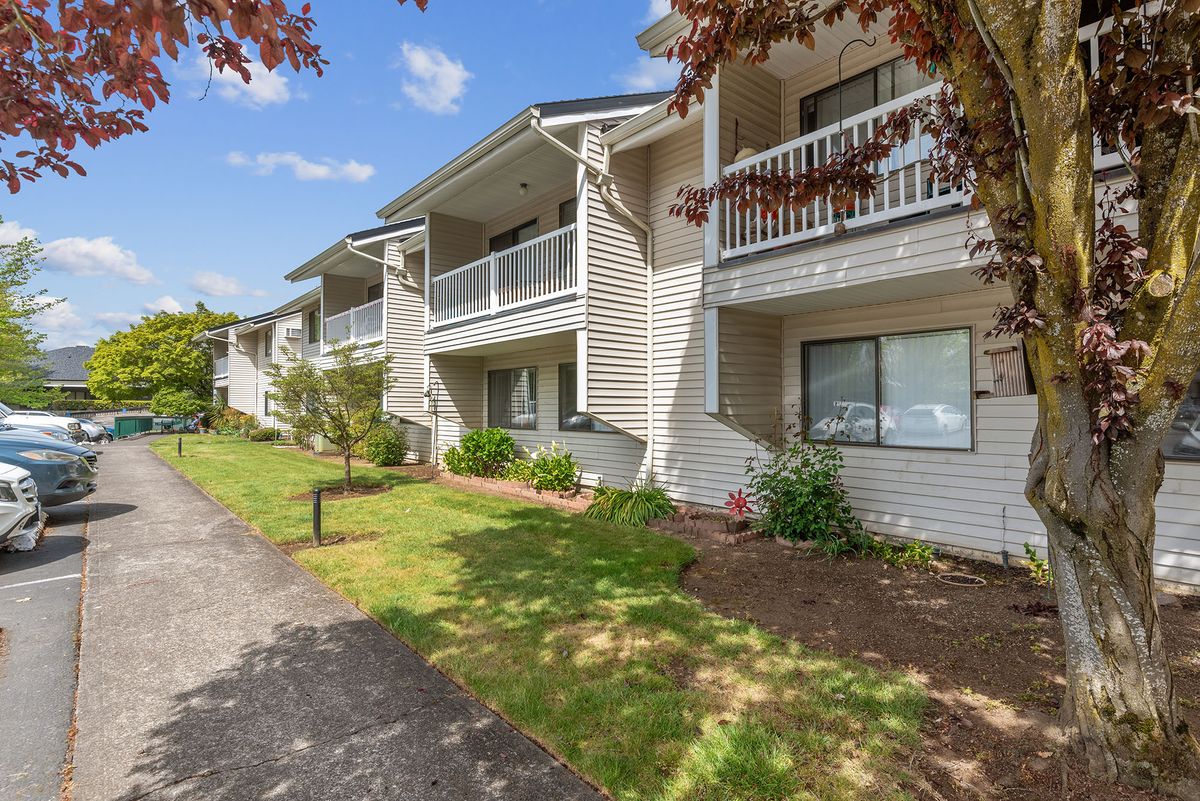 Holiday Summerfield Estates 2
