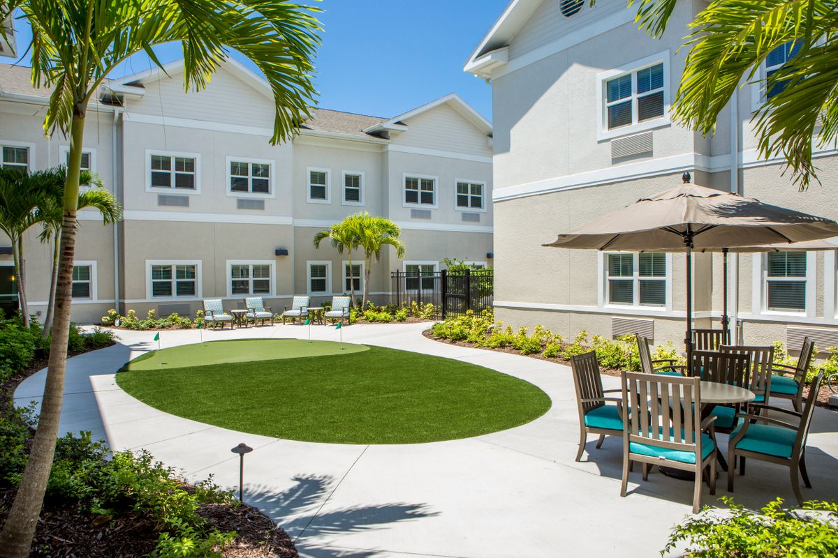 Heritage Oaks of Englewood 3