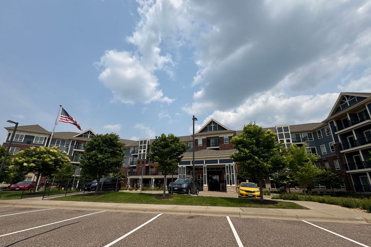 Eagan Pointe Senior Living 4