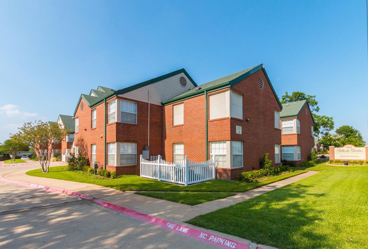 Bethesda Gardens Assisted Living Arlington 1