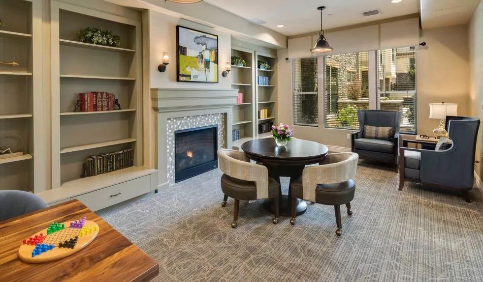 Oakmont Of Huntington Beach 4