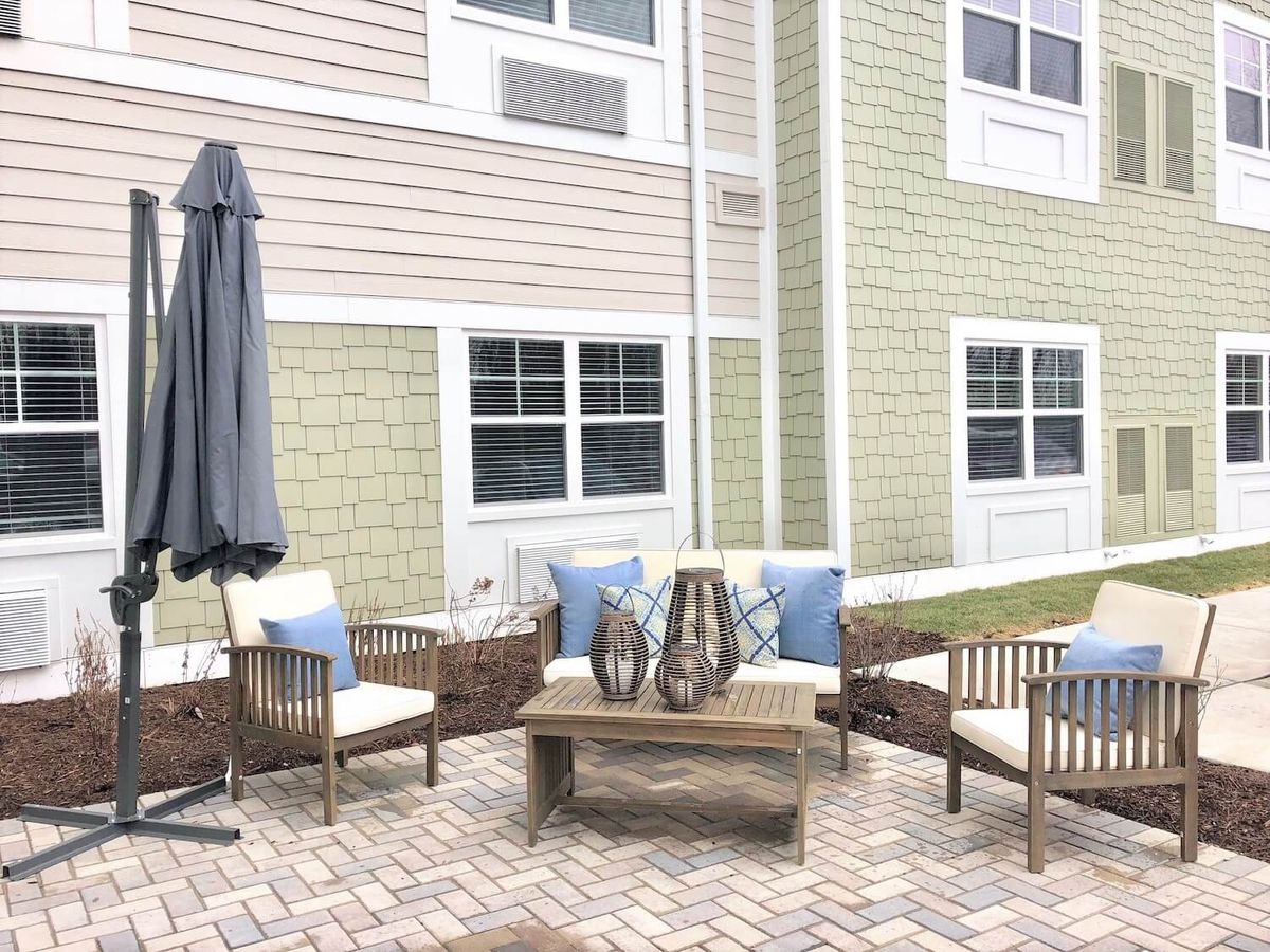 Cedarhurst of Naperville 2