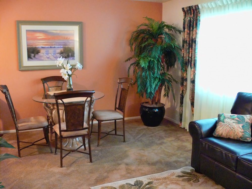Oak Manor 3
