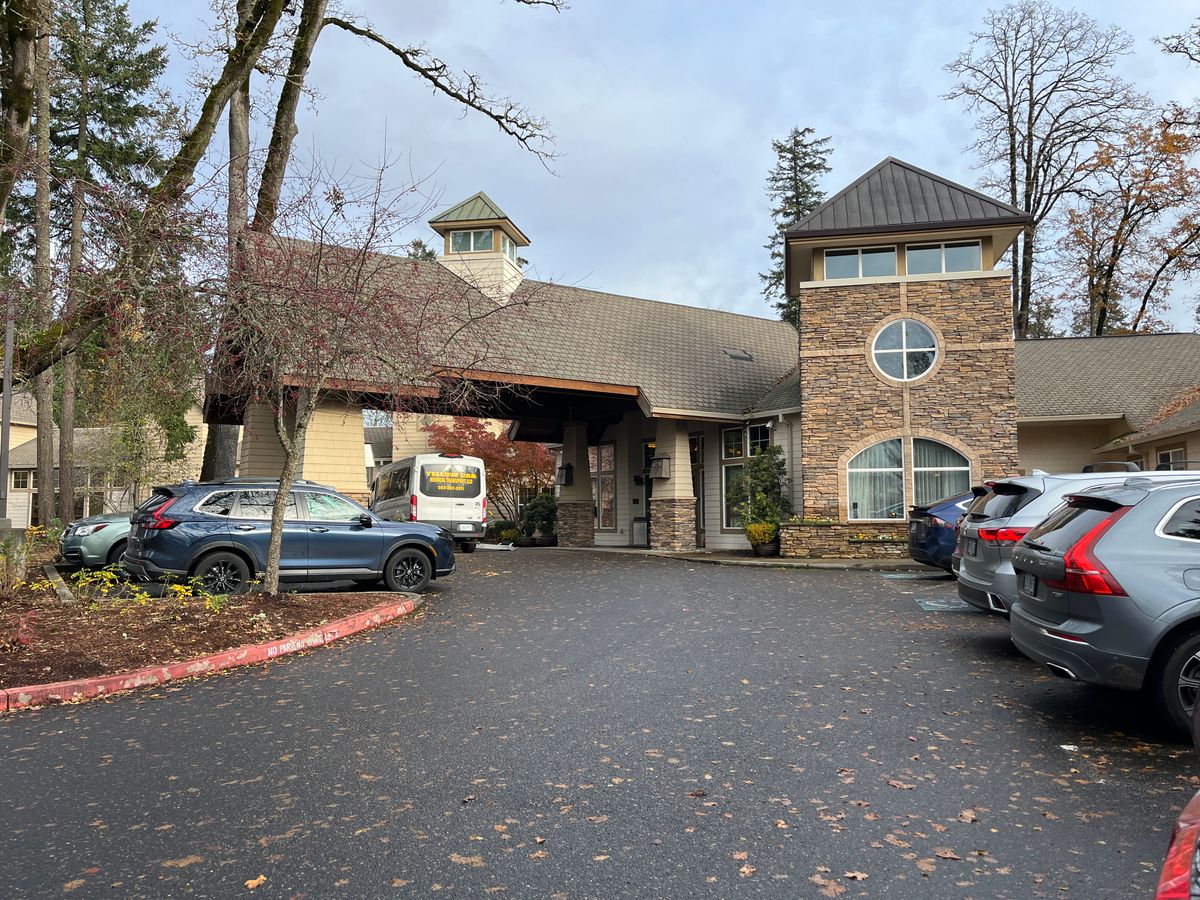 The Pearl At Kruse Way 2