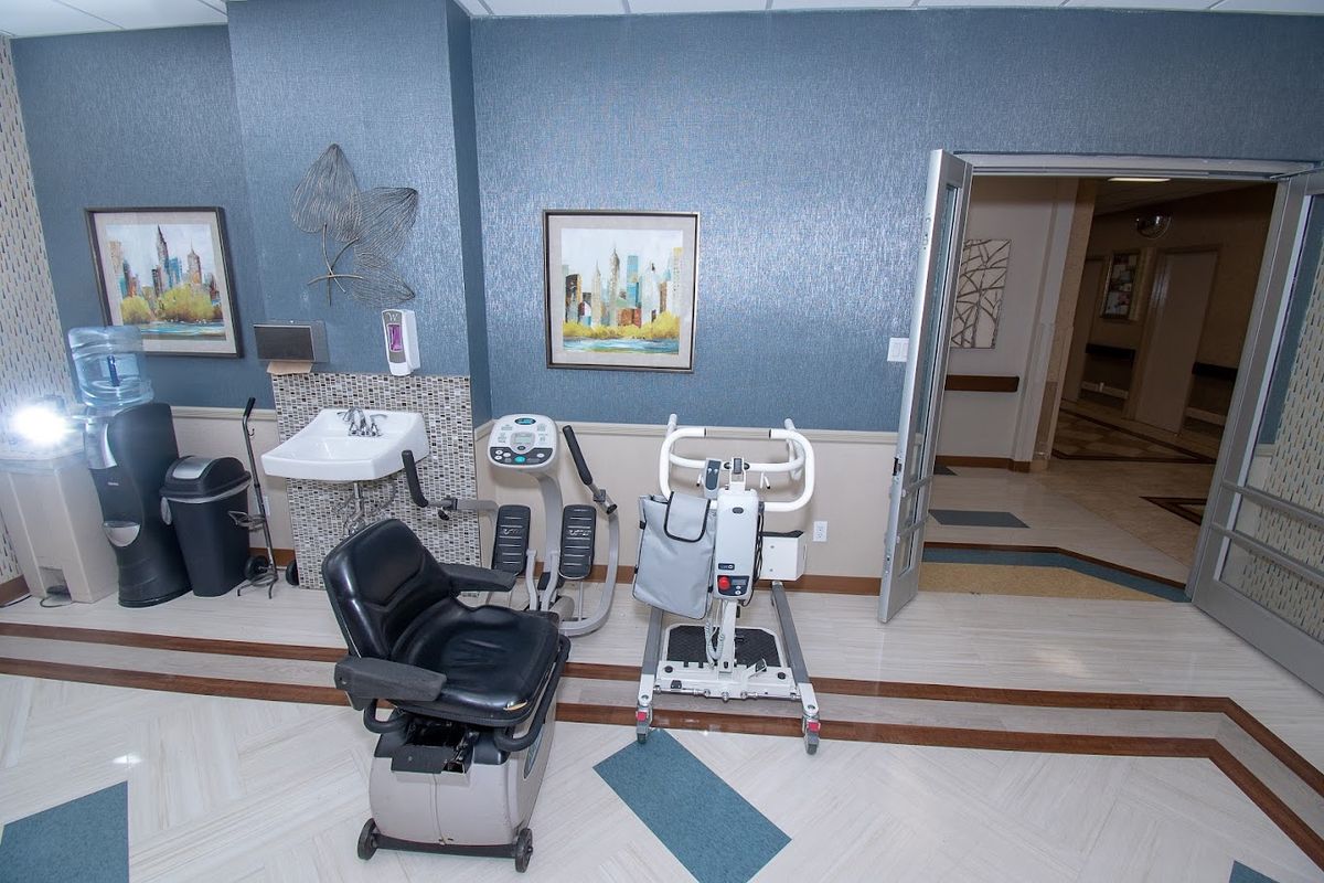 Woodcrest Rehab & Residential H C Center 3
