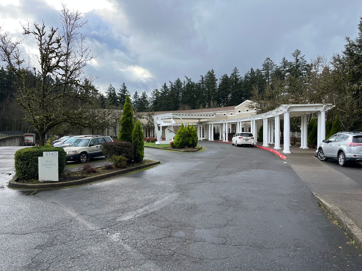 Rose Schnitzer Manor 2