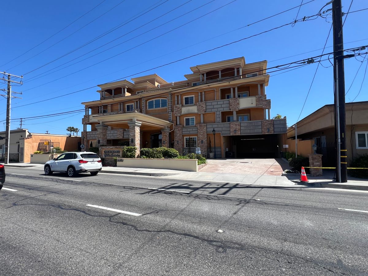 Courtyard Villa Estates 3